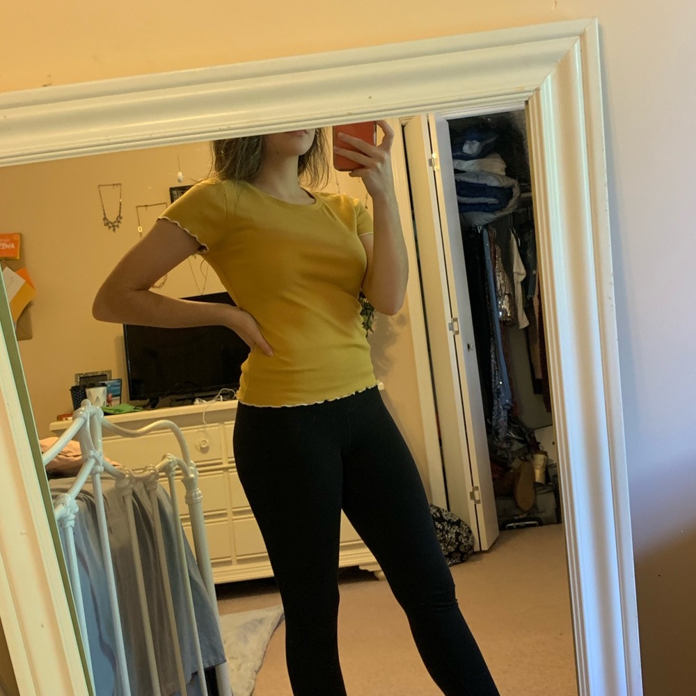 yellow tee